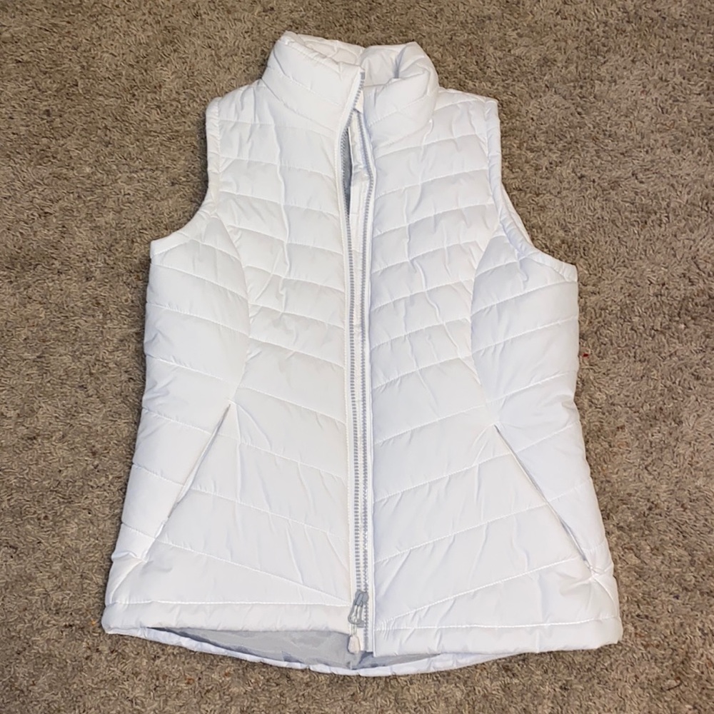 DSG SMALL WHITE VEST